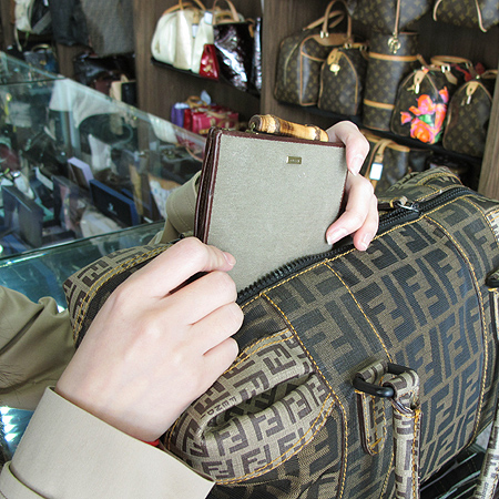 Gucci(����) 108652. ������ �к긯 ������ �̹���6 - ���̺��� �߰���ǰ