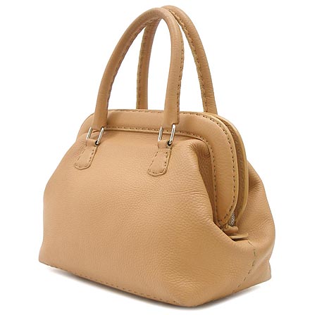 Fendi(���) �������� ����Ų ���� ��Ʈ�� �̹���2 - ���̺��� �߰���ǰ