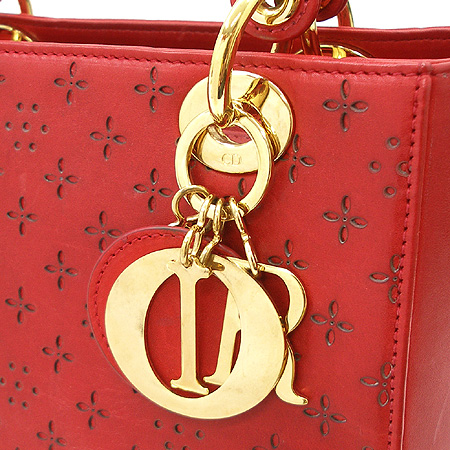 Dior(ũ����î���) ���� ��Ʈ�� + ũ�ν� ��Ʈ�� �̹���4 - ���̺��� �߰���ǰ
