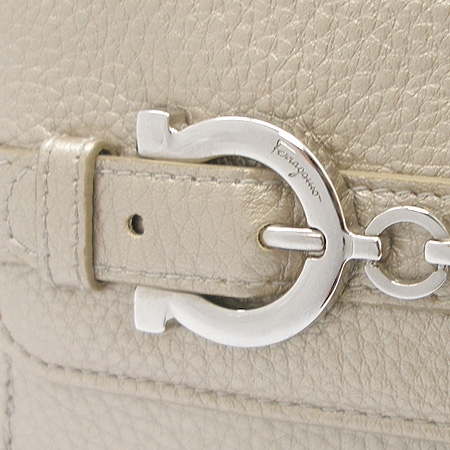 Ferragamo(��󰡸�) 22 A062 ��Ż�� ������ [�б�������] �̹���3 - ���̺��� �߰���ǰ