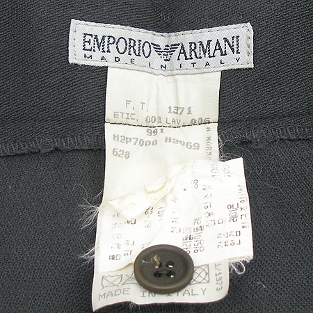 Armani(�Ƹ�����) ���� �̹���3 - ���̺��� �߰���ǰ
