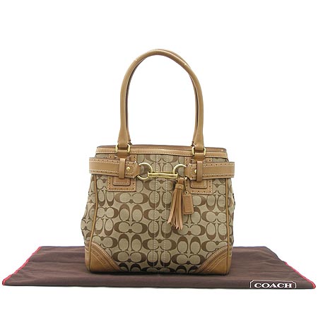 Coach(��ġ) �ñ׳��� �ٰ� ��Ʈ�� �̹���2 - ���̺��� �߰���ǰ