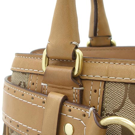 Coach(��ġ) �ñ׳��� �ٰ� ��Ʈ�� �̹���5 - ���̺��� �߰���ǰ