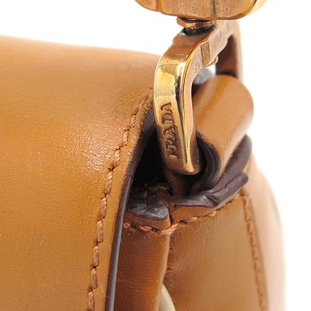 Prada(�����) B10690. VITELLO GYM. ����� �̹���4 - ���̺��� �߰���ǰ