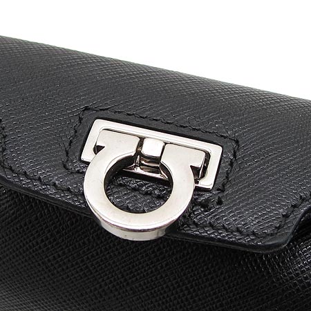 Ferragamo(��󰡸�) 21 4837. ���� ��ġ�� ����� �̹���3 - ���̺��� �߰���ǰ