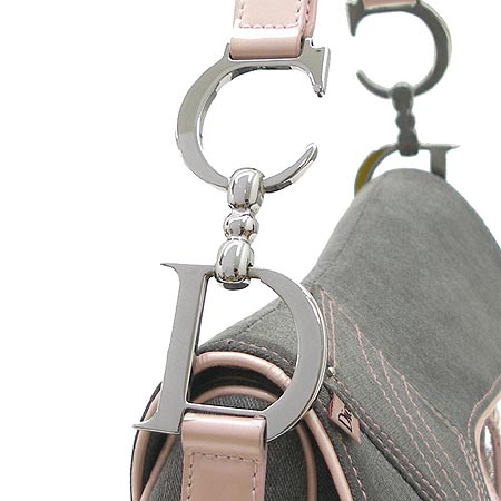Dior(ũ����î���) ���� ���� ��ũ ���̴�Ʈ ��Ƽġ ����� �̹���3 - ���̺��� �߰���ǰ