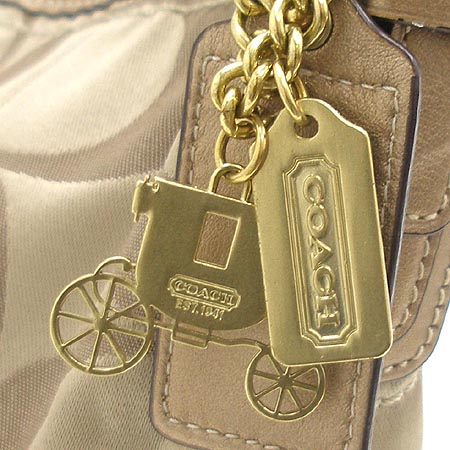 Coach(��ġ) ������� �ñ׳��ķΰ� ȣ�� ����� [��������] �̹���4 - ���̺��� �߰���ǰ