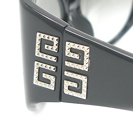 GIVENCHY(�����) SGV556. COL.700. ���� ť�� ��� ���� ���۶� �̹���4 - ���̺��� �߰���ǰ