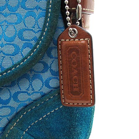 Coach(��ġ) �ñ׳��� ��ī�̺��� ����� �̹���3 - ���̺��� �߰���ǰ