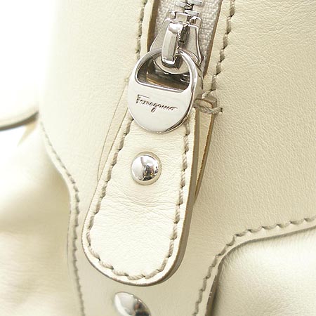 Ferragamo(��󰡸�) 21 7776 ���� ��ġ�� ���� ����� �̹���5 - ���̺��� �߰���ǰ