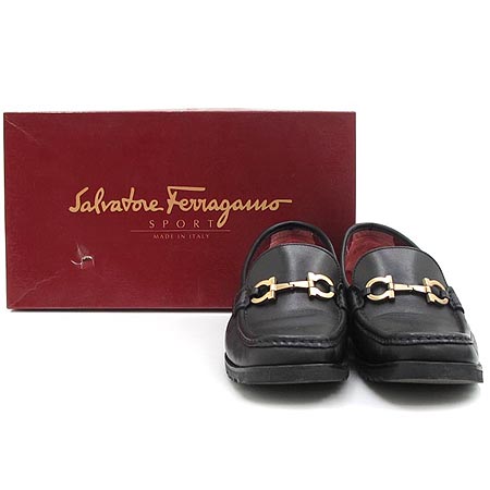 Ferragamo(��󰡸�) SIMPLE ������ ���� �̹���2 - ���̺��� �߰���ǰ
