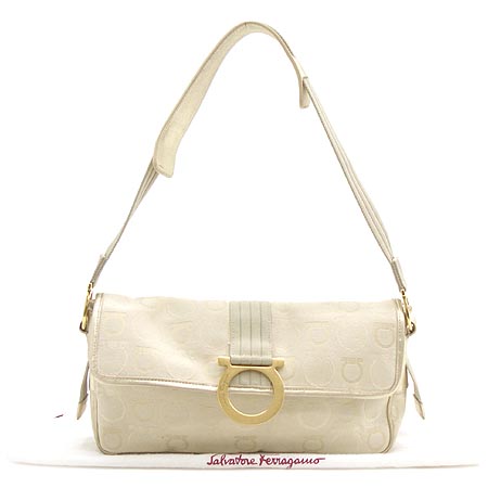 Ferragamo(��󰡸�) ���� ��Ż ��ġ�� �ΰ� �к긯 ����� �̹���2 - ���̺��� �߰���ǰ