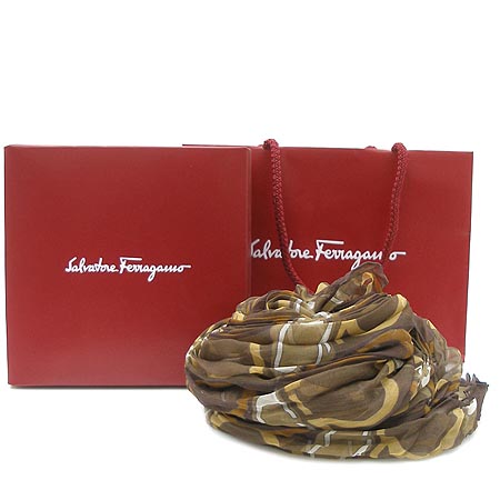 Ferragamo(��󰡸�) 100% ��ũ �ָ� ��ī�� �̹���2 - ���̺��� �߰���ǰ