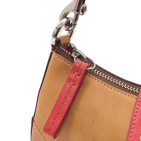 Coach(��ġ) 2�� ���� �Ŀ�ġ ����� �̹���4 - ���̺��� �߰���ǰ