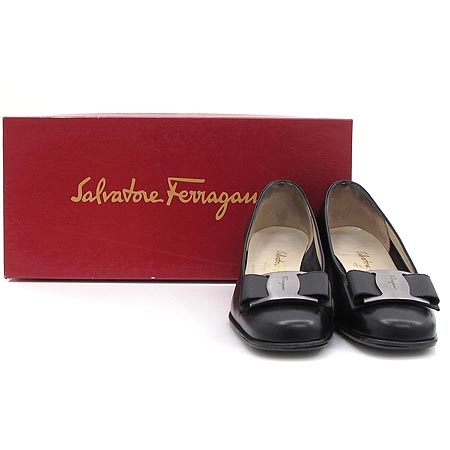 Ferragamo(��󰡸�) ���� �ٶ� ������ ���� �̹���2 - ���̺��� �߰���ǰ