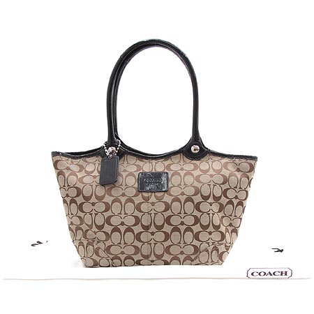 Coach(��ġ) �ñ׳��� �ٰ� ����� �̹���2 - ���̺��� �߰���ǰ