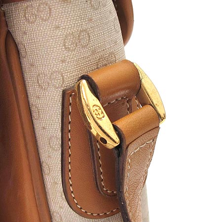 Gucci(����) 001 084 0930 GG �ΰ� PVC ũ�ν��� �̹���4 - ���̺��� �߰���ǰ
