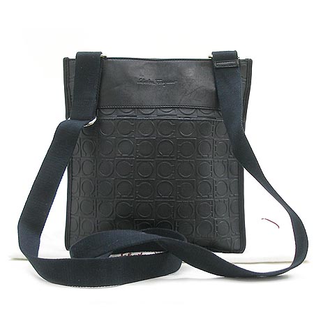 Ferragamo(��󰡸�) 21 4933 ��ġ�� �ΰ� ���� ũ�ν��� �̹���2 - ���̺��� �߰���ǰ