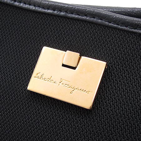 Ferragamo(��󰡸�) 21 1898 �к긯 ���� �̴ϼ� �簢 ��ġ�� ����� �̹���3 - ���̺��� �߰���ǰ