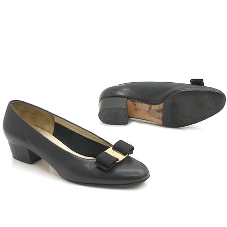Ferragamo(��󰡸�) ���� �ٶ� ������ ������ ���� �̹���2 - ���̺��� �߰���ǰ