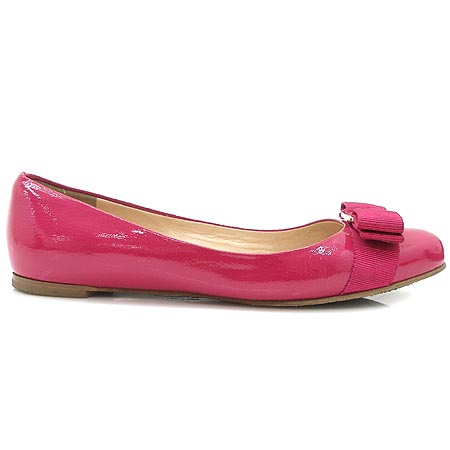 Ferragamo(��󰡸�) VARINA ���̴�Ʈ �ٶ� ���� �̹���4 - ���̺��� �߰���ǰ