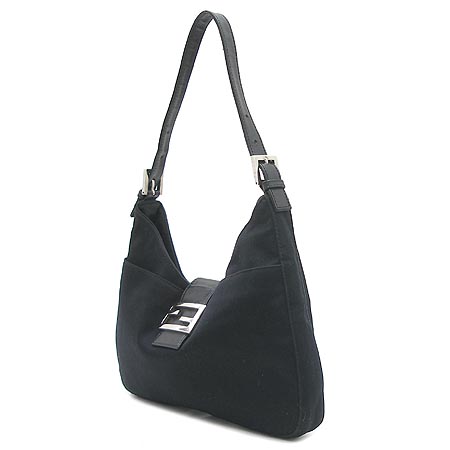 Fendi(���) ����ΰ� �ڰ��� ����� �̹���3 - ���̺��� �߰���ǰ