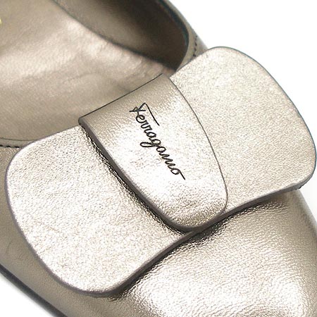 Ferragamo(��󰡸�) ����� ������ ������ ���� �̹���5 - ���̺��� �߰���ǰ