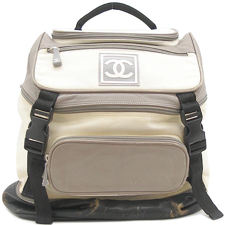 Chanel()  
