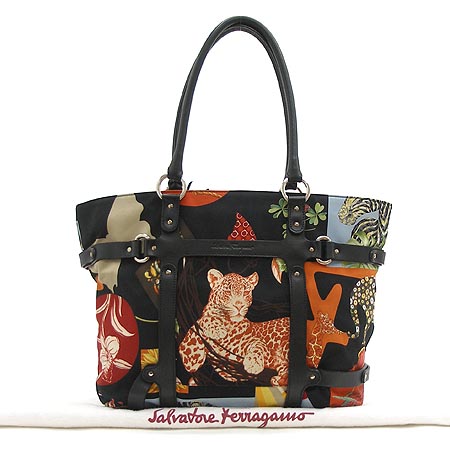 Ferragamo(��󰡸�) 28 6408 ���� ��Ƽġ �ڰ��� ����� [�б�������] �̹���2 - ���̺��� �߰���ǰ