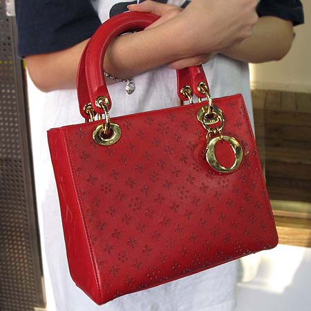 Dior(ũ����î���) ���� ��Ʈ�� + ũ�ν� ��Ʈ�� �̹���5 - ���̺��� �߰���ǰ