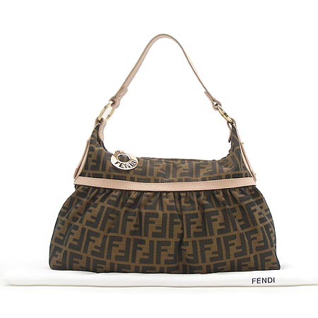 Fendi(���) 8BR448 ��ī ����� [��������] �̹���2 - ���̺��� �߰���ǰ