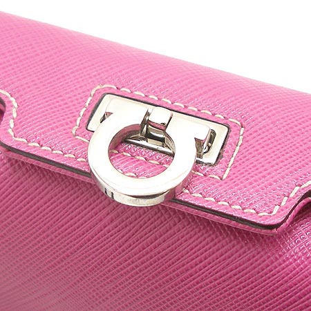 Ferragamo(��󰡸�) 21 4837 ���� ��ġ�� ����� �̹���4 - ���̺��� �߰���ǰ