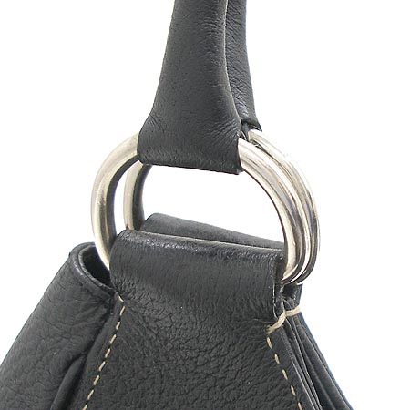 Prada(�����) ��Ʈ��� ȣ�� ����� �̹���4 - ���̺��� �߰���ǰ