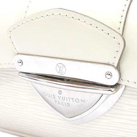 Louis Vuitton(���̺���) M5929J ���߶��� ���״� Ŭ��ġ  �� ����� [��������] �̹���4 - ���̺��� �߰���ǰ