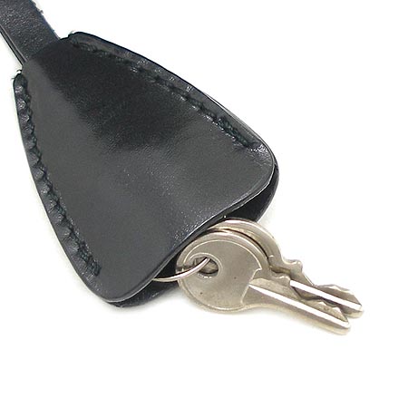 Prada(�����) �к긯 ��Ʈ�� �̹���5 - ���̺��� �߰���ǰ