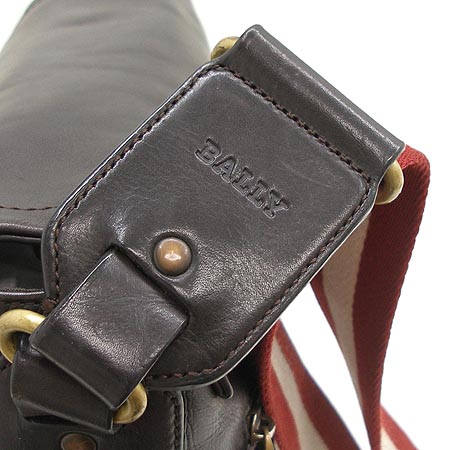 Bally(�߸�) TAN/01 ���ں��� �����Ƽġ ũ�ν��� �̹���4 - ���̺��� �߰���ǰ