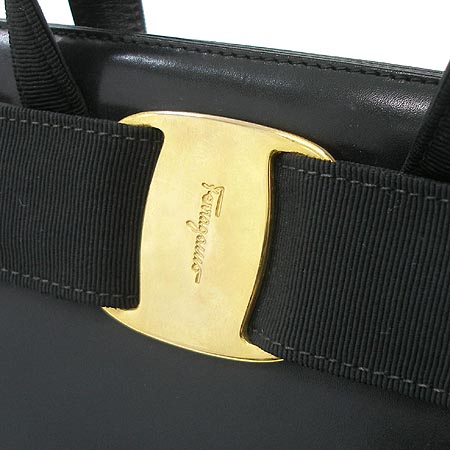 Ferragamo(��󰡸�) 21 4178 ���� �ٶ� ��Ʈ�� �̹���4 - ���̺��� �߰���ǰ