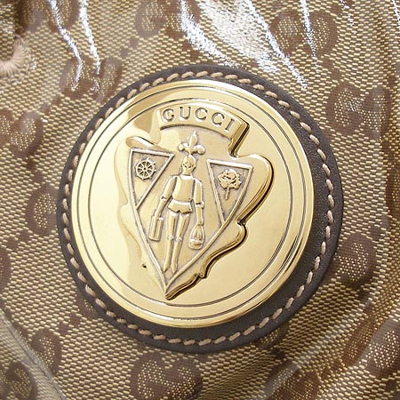 Gucci(����) 197020 GG�ΰ� ���̴�Ʈ ��Ʈ�� [�б�������] �̹���4 - ���̺��� �߰���ǰ