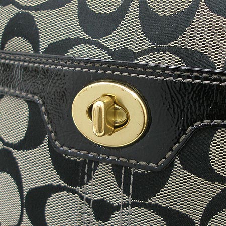 Coach(��ġ) �ñ׳��� ���̺� �̴� ũ�ν��� [��������] �̹���3 - ���̺��� �߰���ǰ