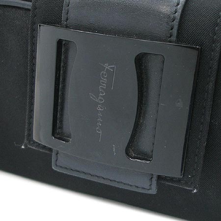 Ferragamo(��󰡸�) 21 2460 ���� �к긯 �ΰ� ����� �̹���3 - ���̺��� �߰���ǰ