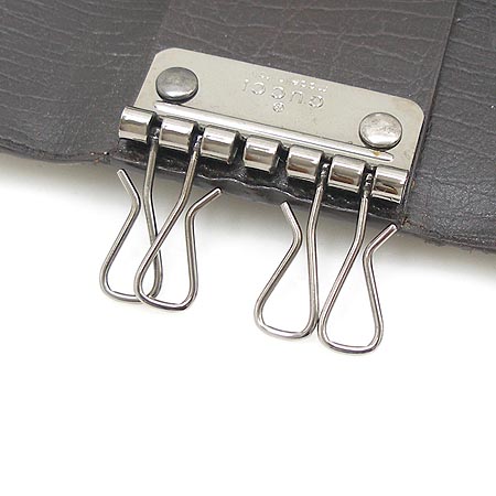 Gucci(����) 115063 GG �ΰ� PVC 4 Ȧ�� Ű���̽� �̹���4 - ���̺��� �߰���ǰ