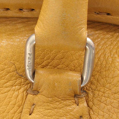 Fendi(���) 8BN127 �������� ����Ų ���� ��Ʈ�� �̹���3 - ���̺��� �߰���ǰ