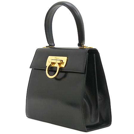 Ferragamo(��󰡸�) 21 2193 ���� ��ġ�� ��Ʈ�� + ũ�ν� ��Ʈ�� �̹���3 - ���̺��� �߰���ǰ