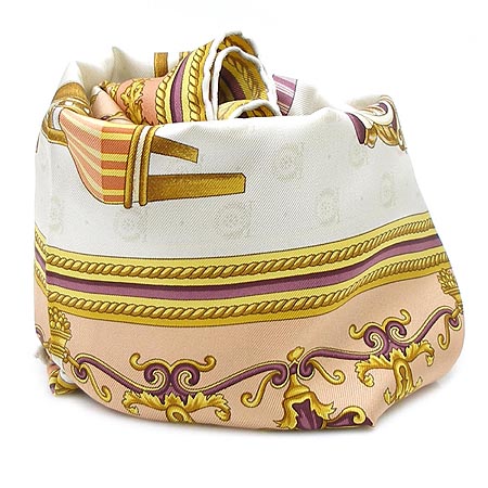 Gucci(����) 100% ��ũ ��ī�� �̹���2 - ���̺��� �߰���ǰ