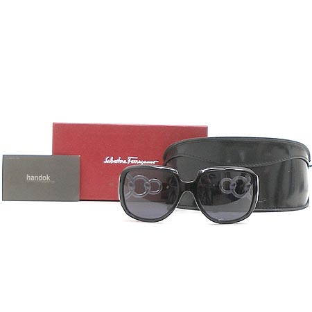 Ferragamo(��󰡸�) 2118-B 101/87 ��Ż ť�� ��� �簢 ���� ���۶� �̹���2 - ���̺��� �߰���ǰ