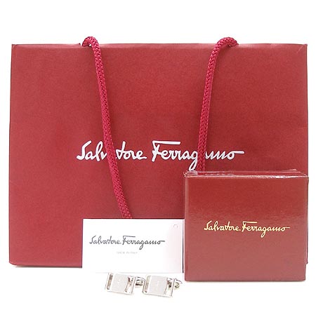 Ferragamo(��󰡸�) ���� �̴ϼ� Ŀ�꽺 ��ư [�б�������] �̹���2 - ���̺��� �߰���ǰ