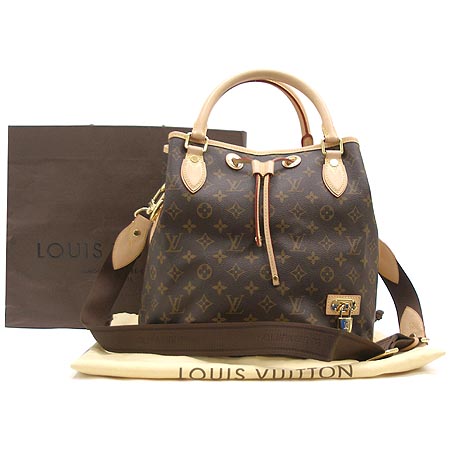 Louis Vuitton(���̺���) M40372 ���׷� ĵ���� �׿� 2WAY [�б�������] �̹���2 - ���̺��� �߰���ǰ