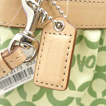 Coach(��ġ) PVC�Ŀ�ġ�� [�б�������] �̹���5 - ���̺��� �߰���ǰ