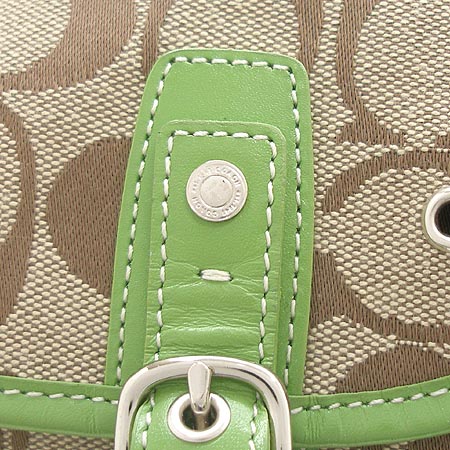 Coach(��ġ) �� ���� �ñ׳�ó �ڰ��� ũ�ν��� �̹���4 - ���̺��� �߰���ǰ