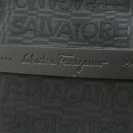 Ferragamo(��󰡸�) 21 8888 �к긯 ũ�ν��� [�б�������] �̹���4 - ���̺��� �߰���ǰ